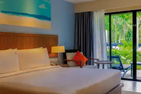 Holiday Inn Phuket Beach - 32