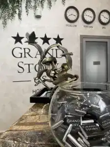 Grand Story - 4