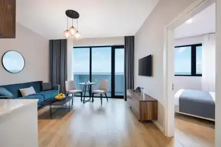 Steps Batumi & Suites - 13