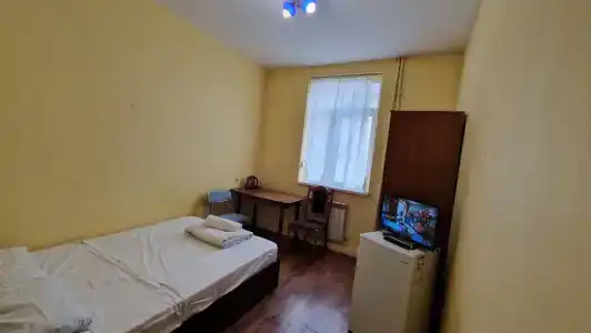 на Цюрупы 70 - 18