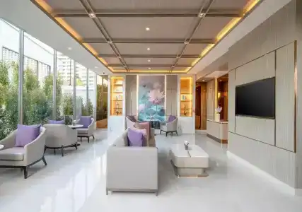 Centre Point Sukhumvit 10 - 43