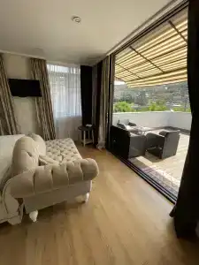 Rikhe Palace Boutique - 0