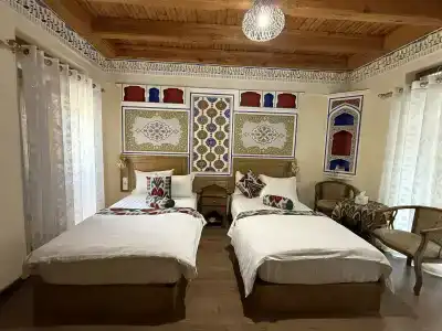 Fatima Boutique - 34