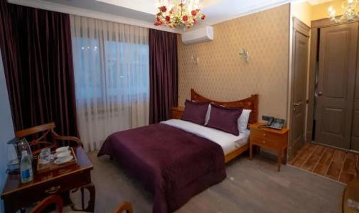West Inn - 14