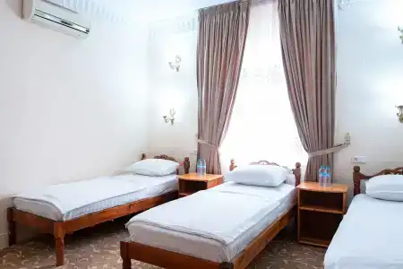 Caravan Serail - 52