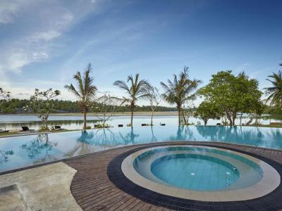 Amaranthe Bay Resort & Spa - 7