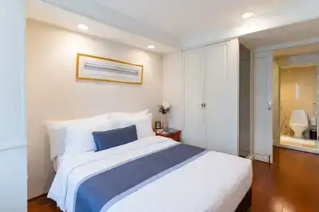 Centre Point Sukhumvit 10 - 51