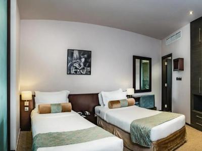 Signature and Spa - 11