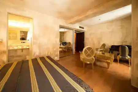 Boutique Astoria - 35