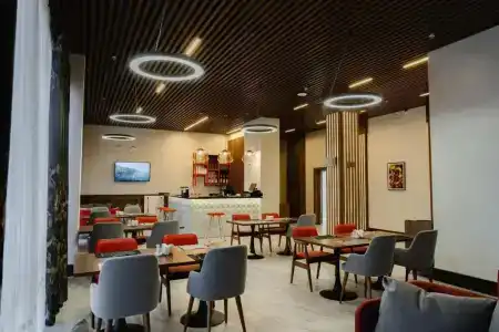 Ramada Encore by Wyndham - 4