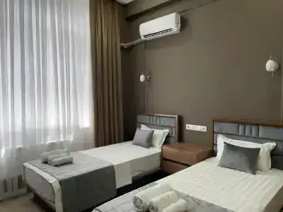 Emin - 22