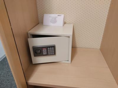 Айсберг - 104