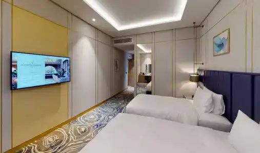Intercontinental - 18