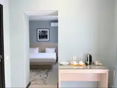 Resident Delux - 11