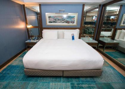 Radisson Blu Istanbul Pera - 25