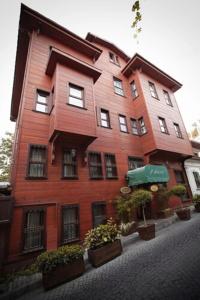 Rose Garden Suites - 1