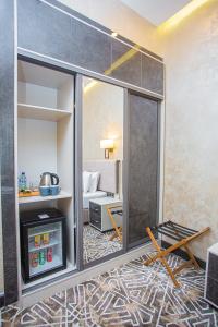 Florence Boutique - 8