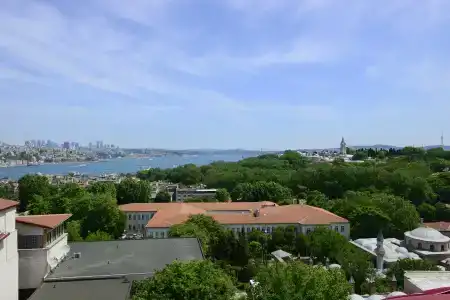 Agora Life - 16