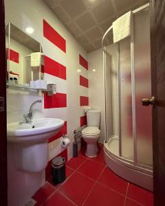 Red White - 12