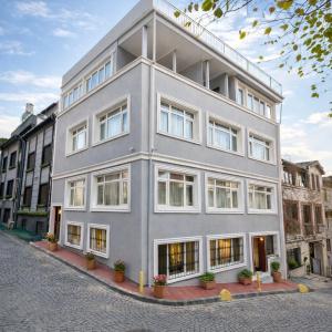 Emirhan Guesthouse - 0