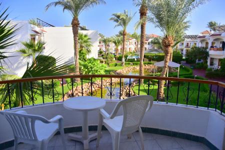 Dive Inn Resort - 12