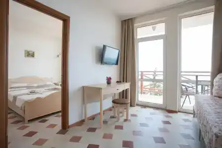 Eco-Village - 10