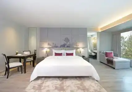 Centre Point Sukhumvit 10 - 5