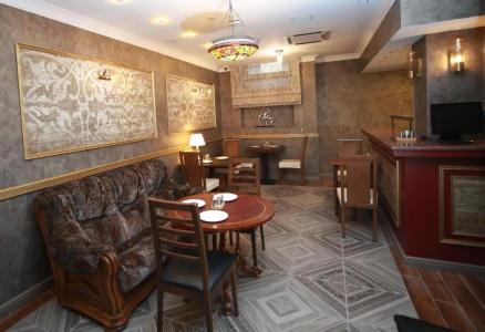 West Inn - 45