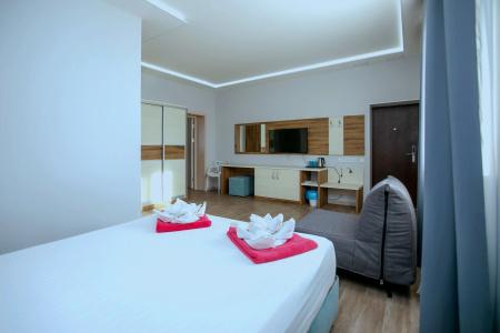 RedHouse - 45