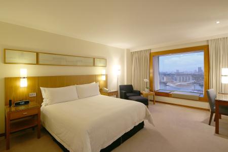 Canary Riverside Plaza - 81