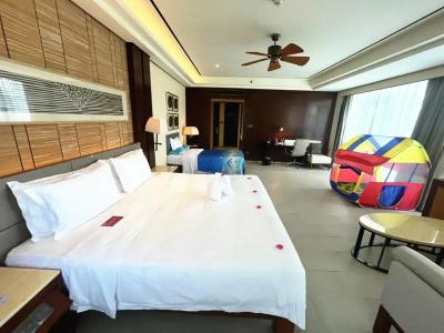 Crowne Plaza Sanya City Center, An Ihg - 38