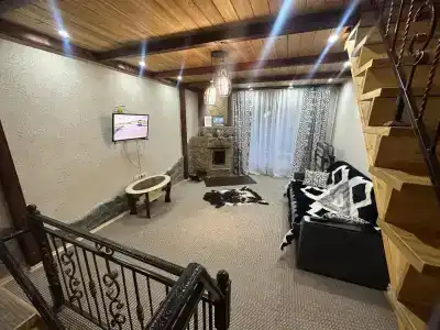 Трехэтажный коттедж с камином - 3