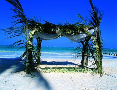 Breezes Beach Club and Spa - 2