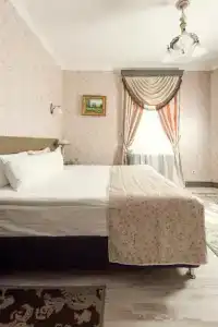 Boutique Traditional - 34