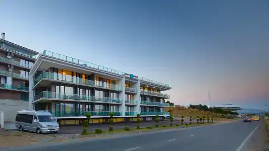 Lisi Hills - 4