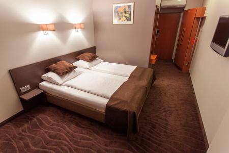 Bellevue Park Riga With Free Parking - 14
