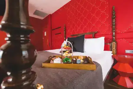 Lucky Monkey - 19