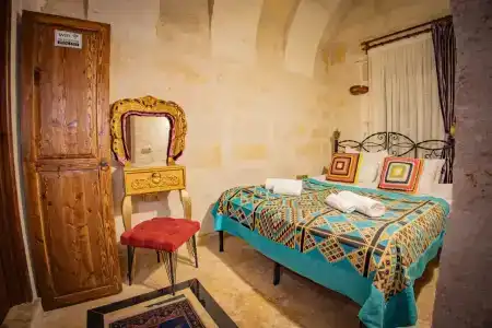Royal Cave - 54