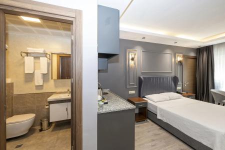 Comfort Suites - 20