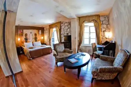 Boutique Astoria - 50
