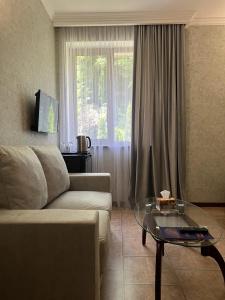 Park Avenue Yerevan - 13