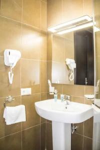 Dcorner - 15
