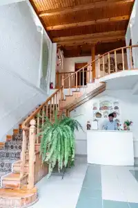 Caravan Serail - 17