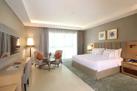 Grand Cosmopolitan - 12
