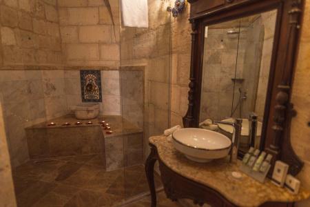 Solo Cave Suites - 41
