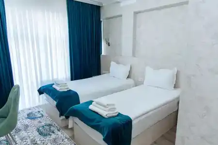 Mercuri Meridian - 37