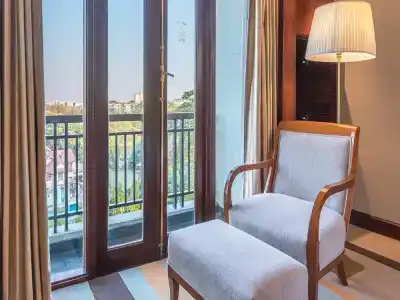 Chatrium Royal Lake Yangon - 154