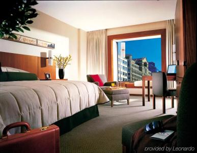 Canary Riverside Plaza - 39