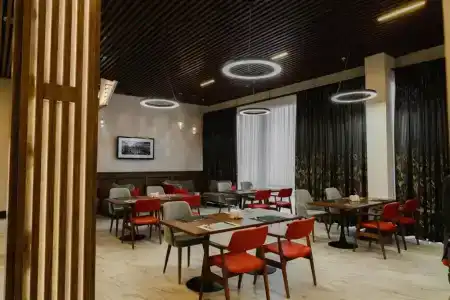 Ramada Encore by Wyndham - 13
