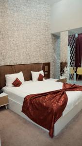 Dionis Boutique - 24